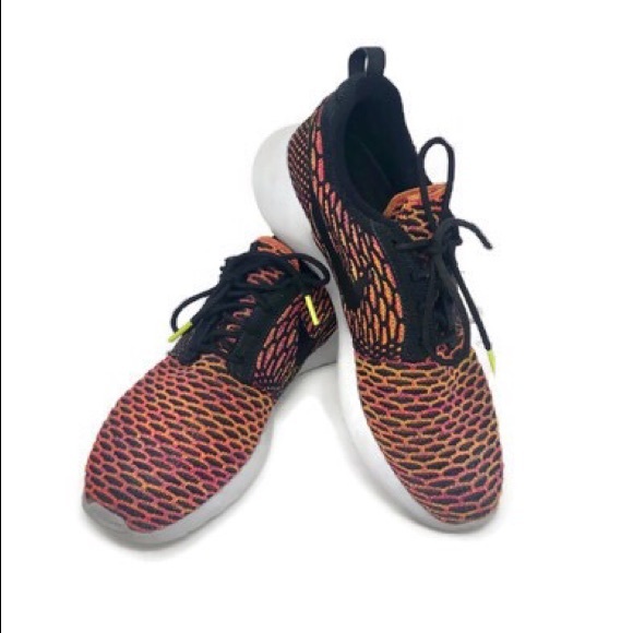 Nike Shoes - Multicolored Roshe Run Flyknit Nike Size 8.5